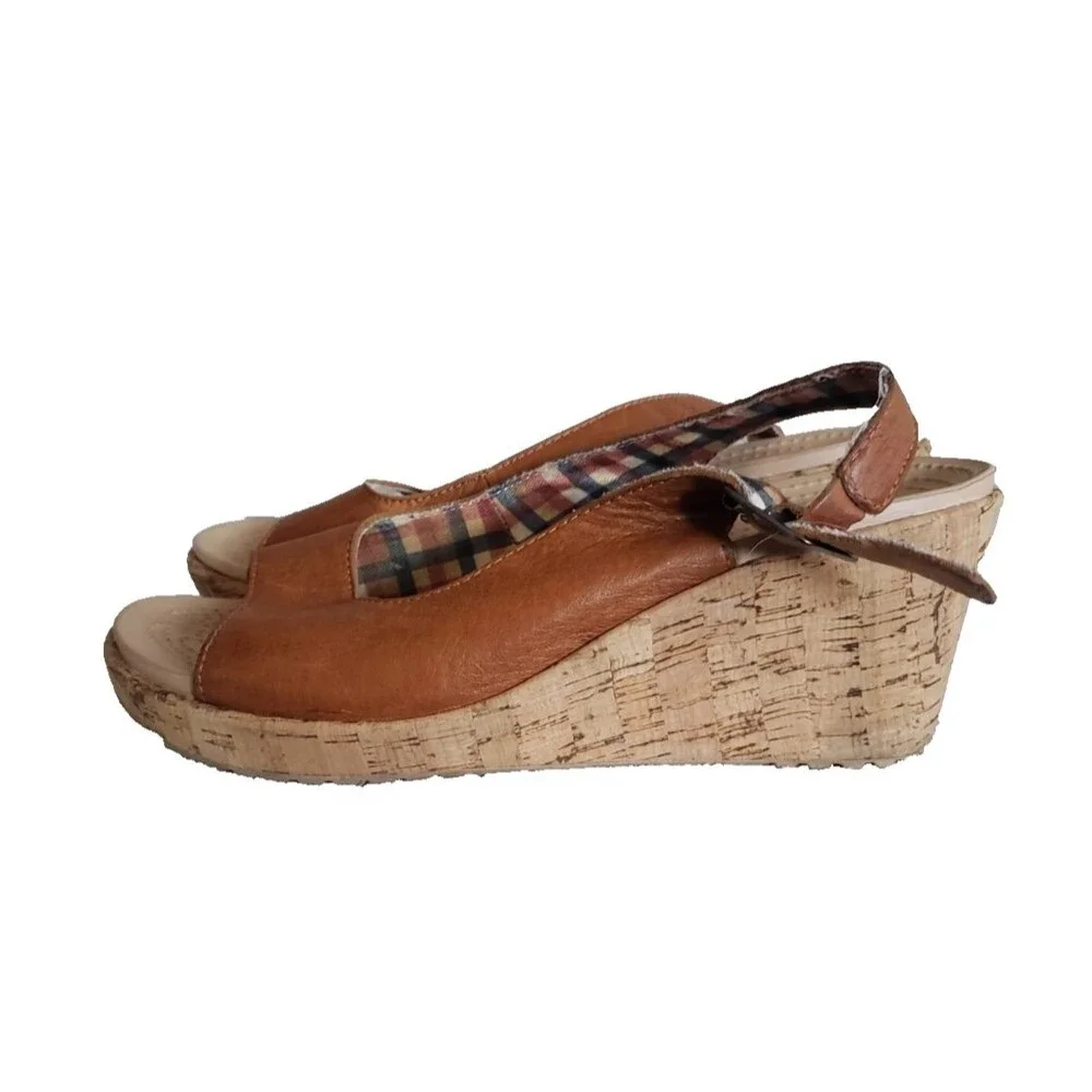 Crocs A-Leigh Brown Leather Slingback Peep Toe Cork Wedge Women's Size 7 Sandals